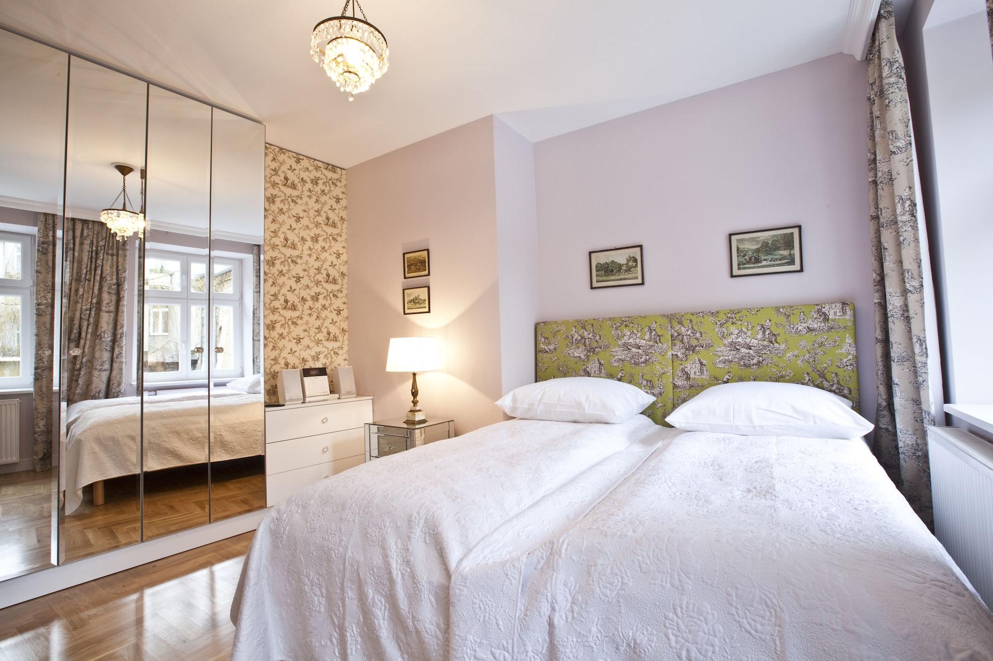 Crystal Suites Chez Helena Cracovia Exterior foto