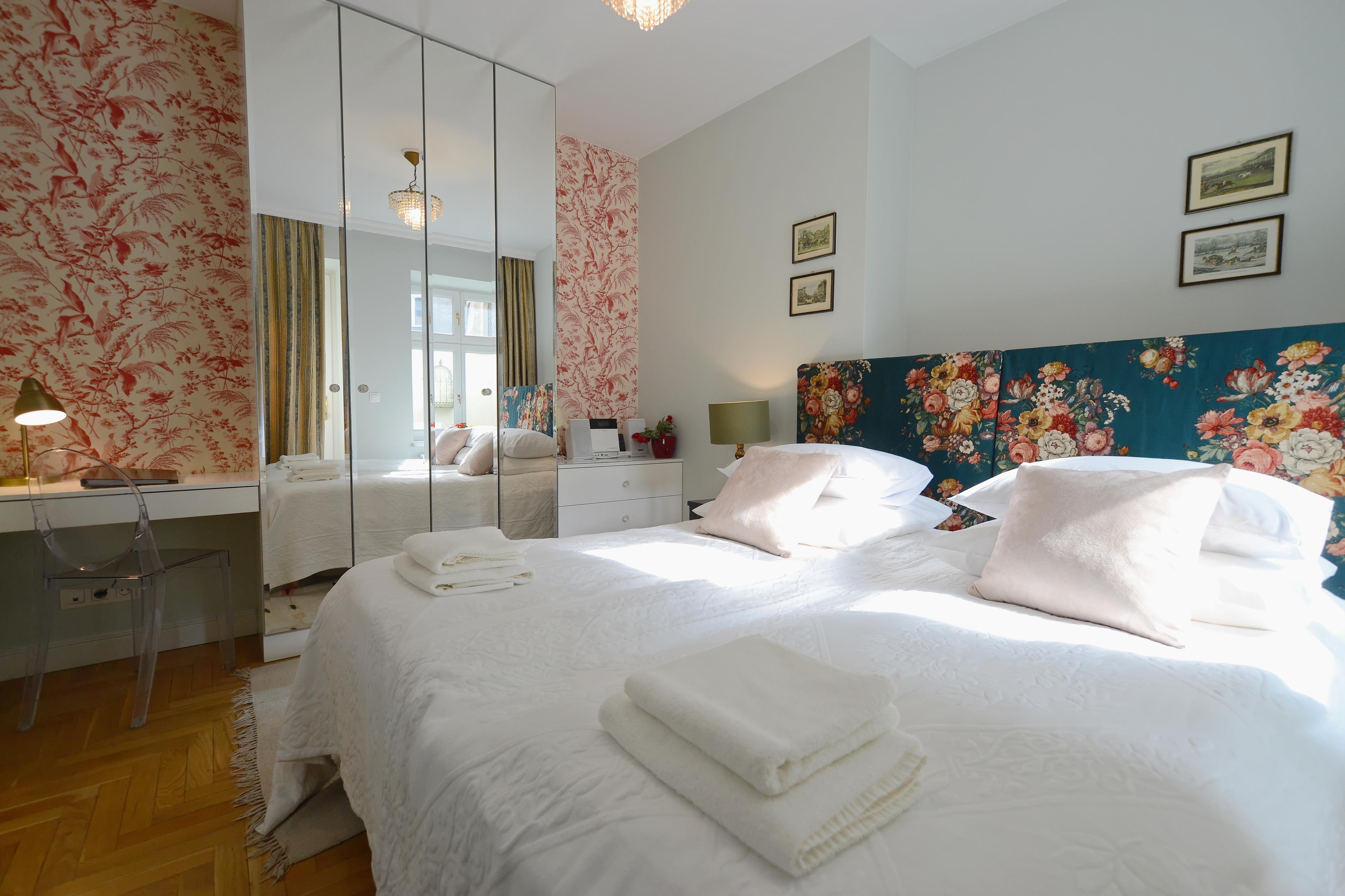Crystal Suites Chez Helena Cracovia Exterior foto