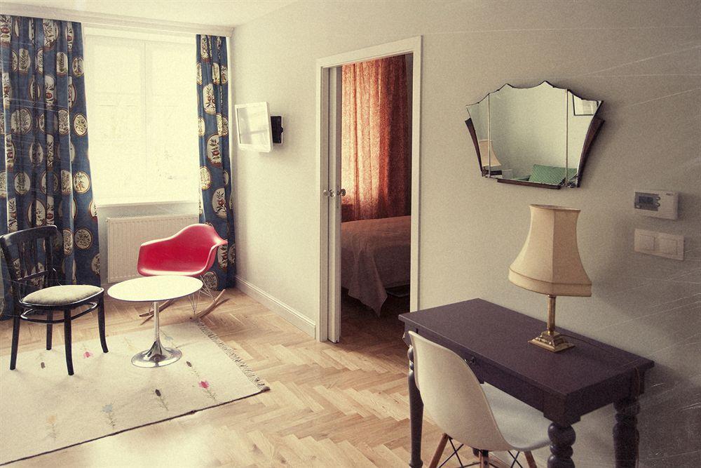 Crystal Suites Chez Helena Cracovia Exterior foto