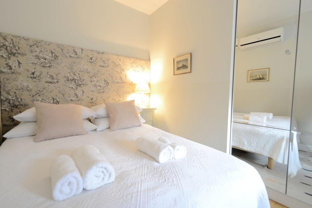 Crystal Suites Chez Helena Cracovia Exterior foto