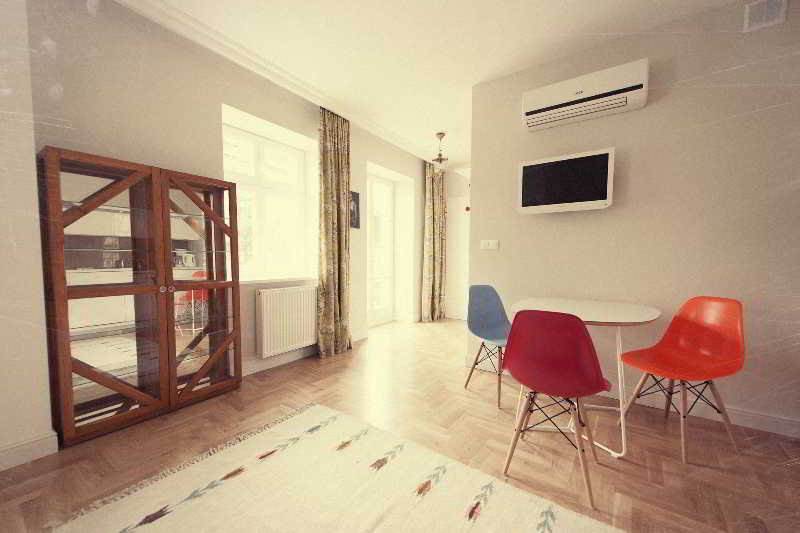 Crystal Suites Chez Helena Cracovia Exterior foto