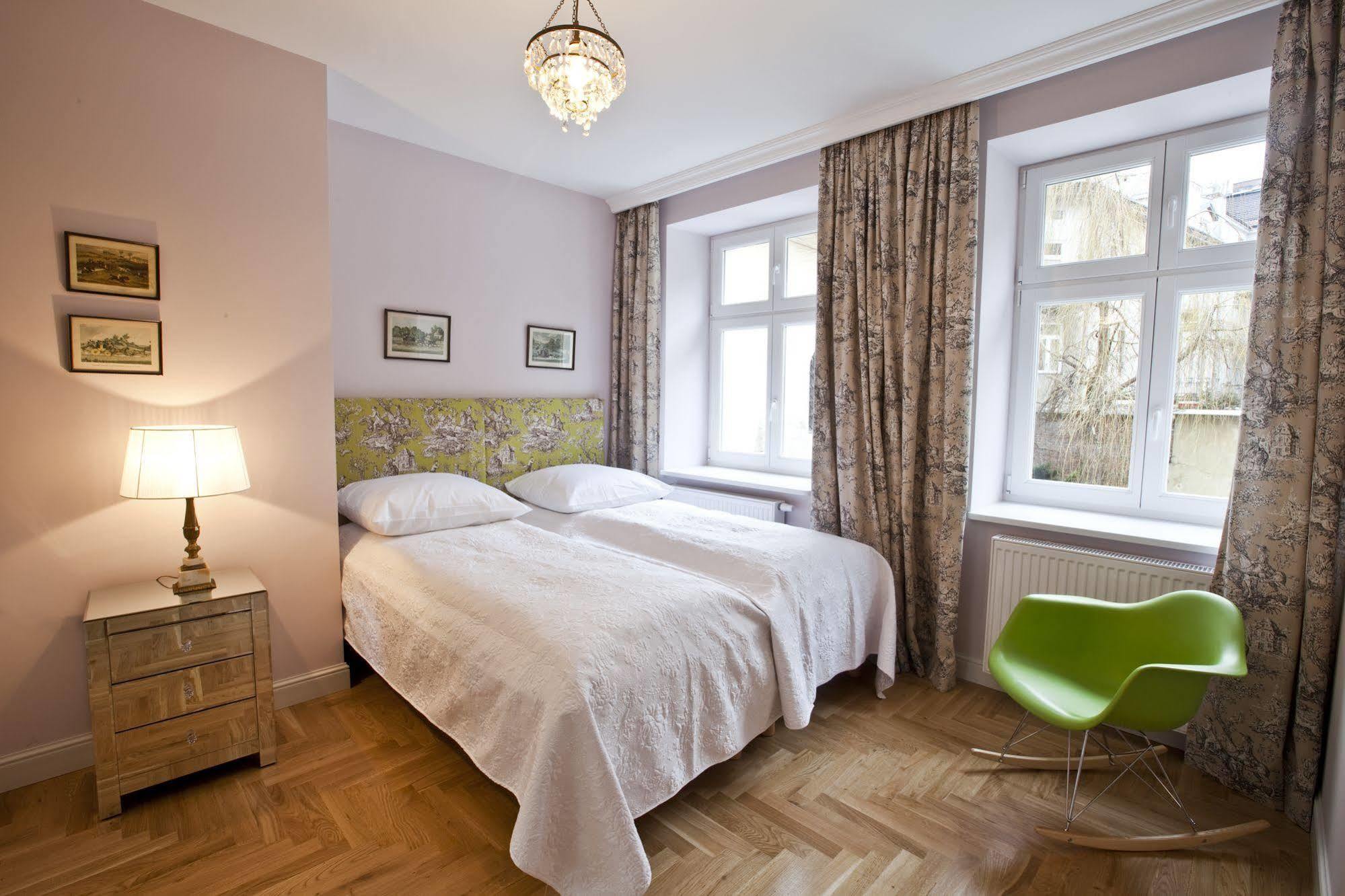 Crystal Suites Chez Helena Cracovia Exterior foto